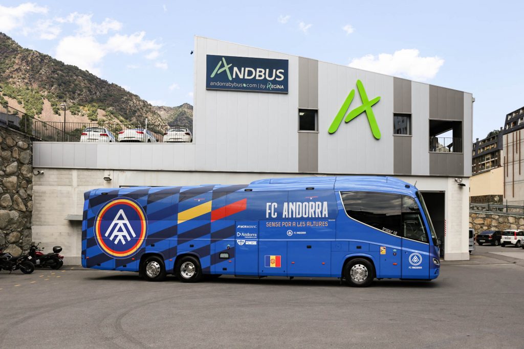 Autocar del FC Andorra